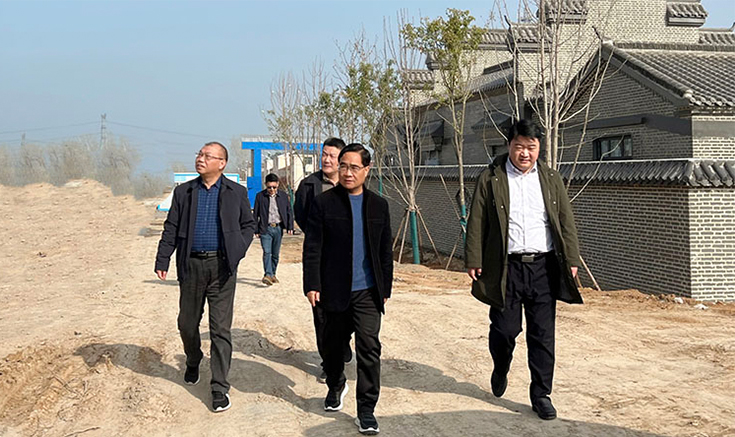 鄧紹宏、王輝、郭淮成一行蒞臨項(xiàng)目基地參觀考察